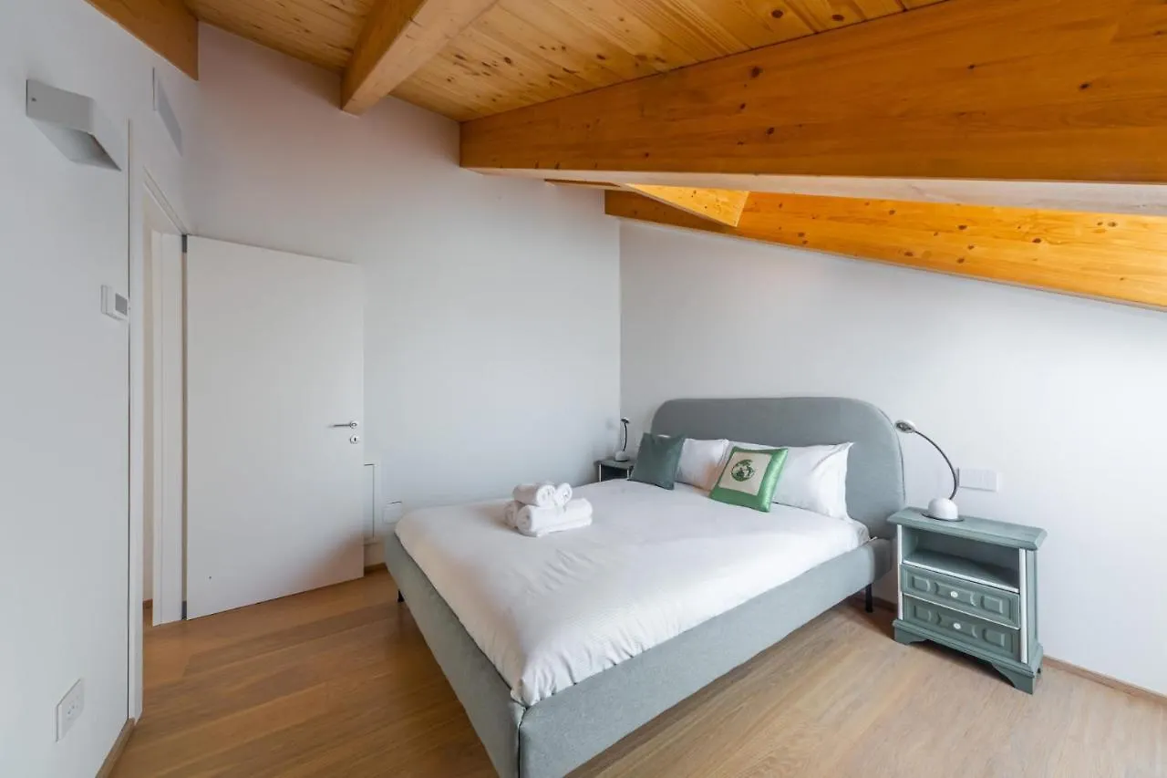 Easy Life - Elegante Trilocale In Zona Porta Venezia Apartment Milan Italy