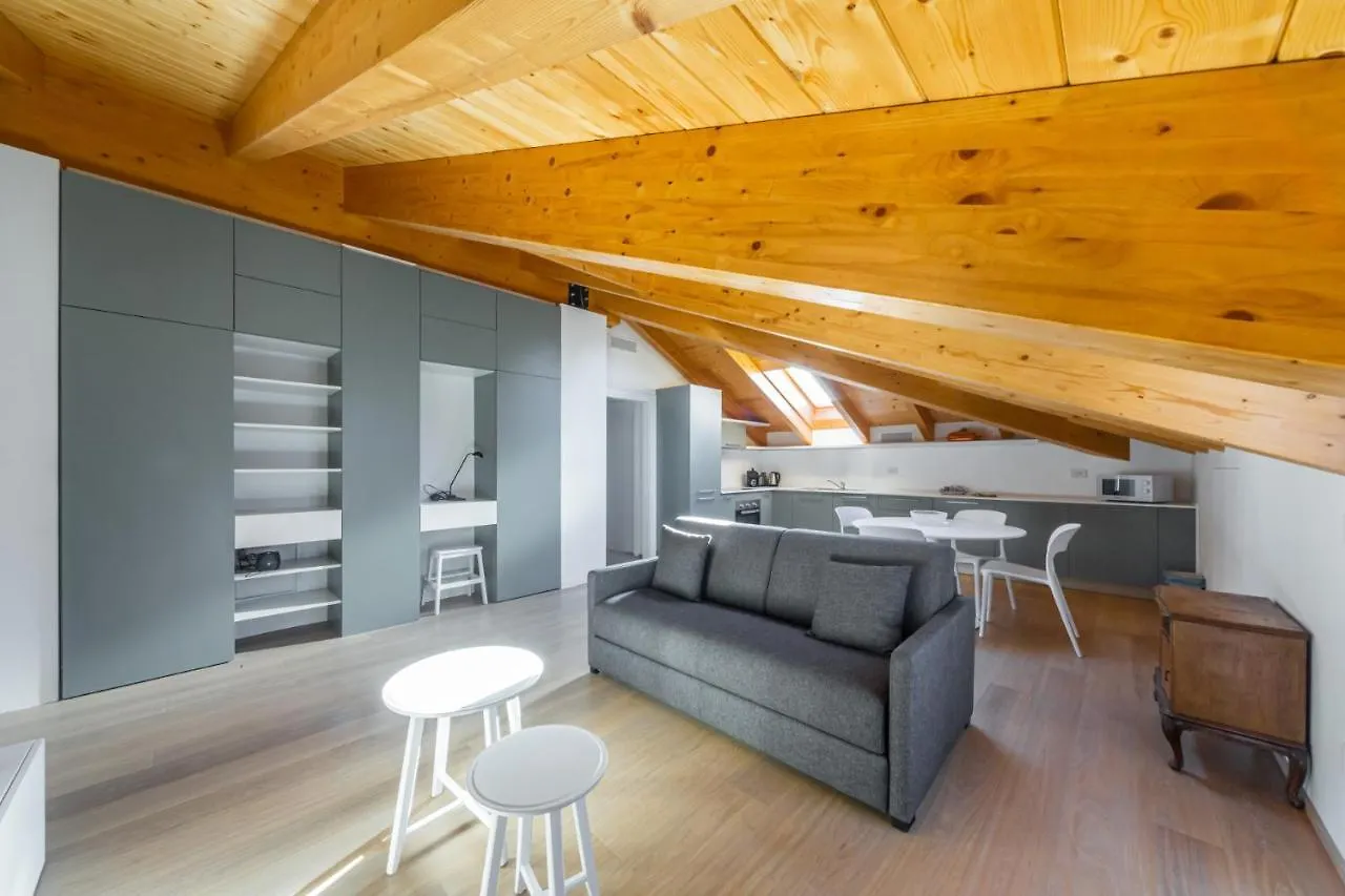 Easy Life - Elegante Trilocale In Zona Porta Venezia Apartment Milan
