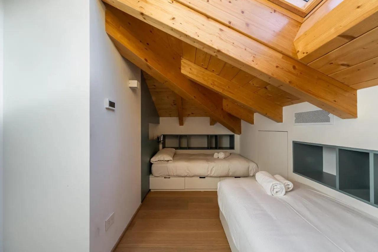 Easy Life - Elegante Trilocale In Zona Porta Venezia Apartment Milan