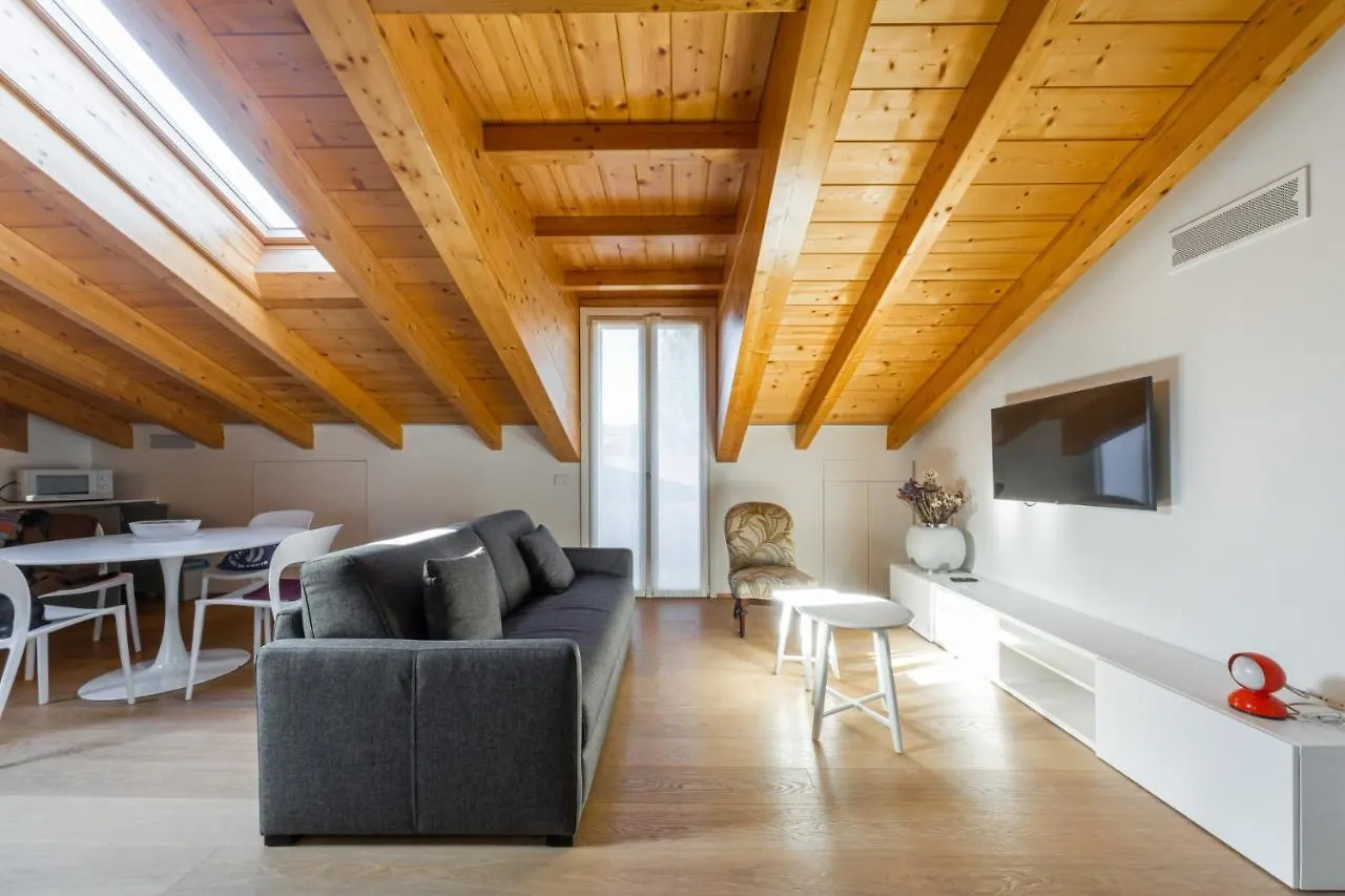 Easy Life - Elegante Trilocale In Zona Porta Venezia Apartment Milan